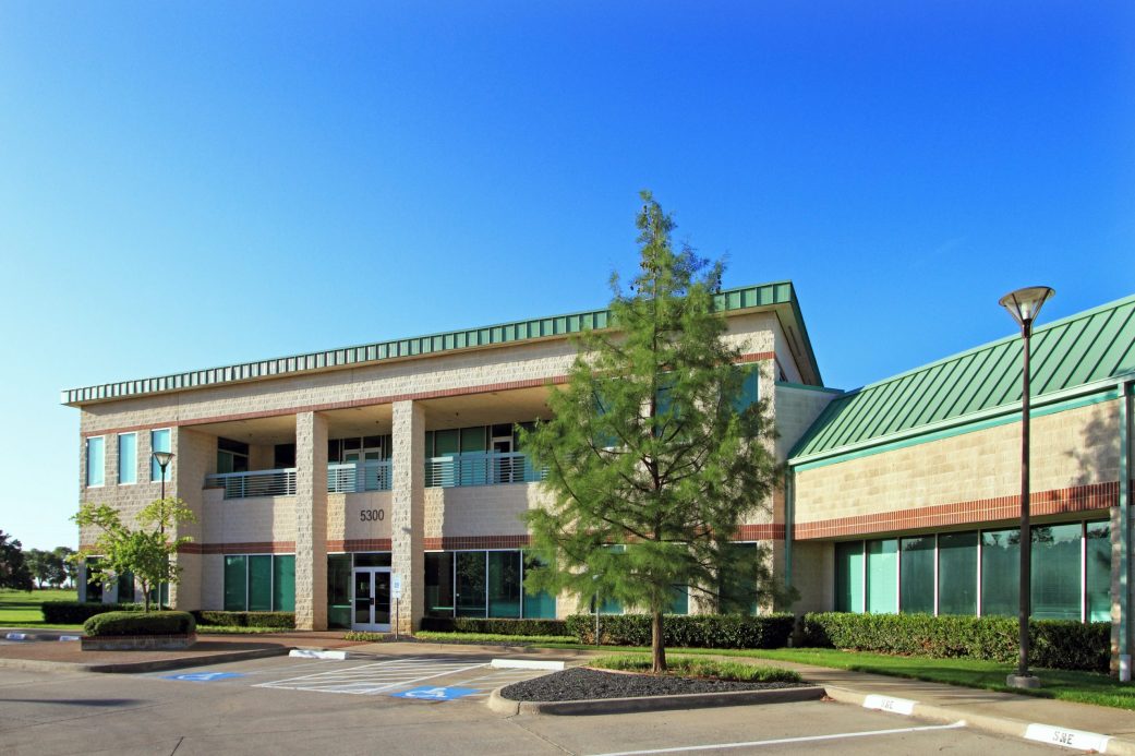 5300 Democracy exterior photo